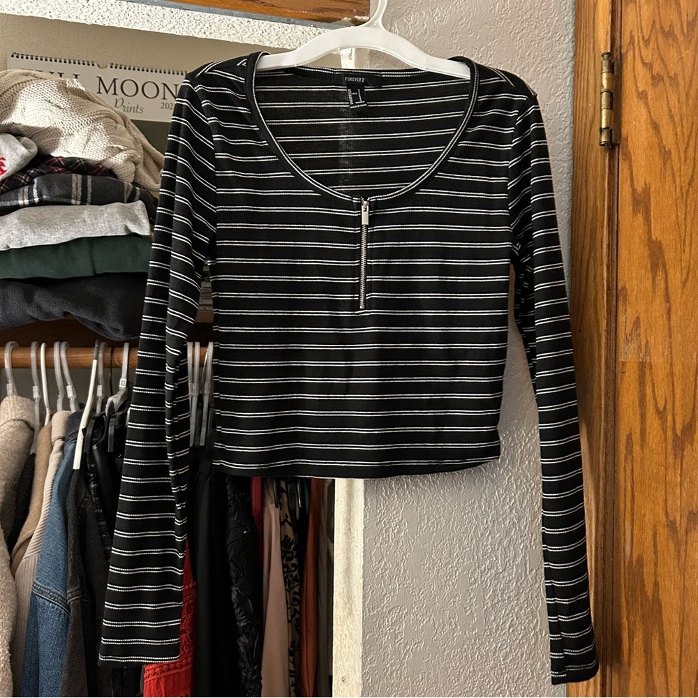 nwot black and white striped long sleeve top